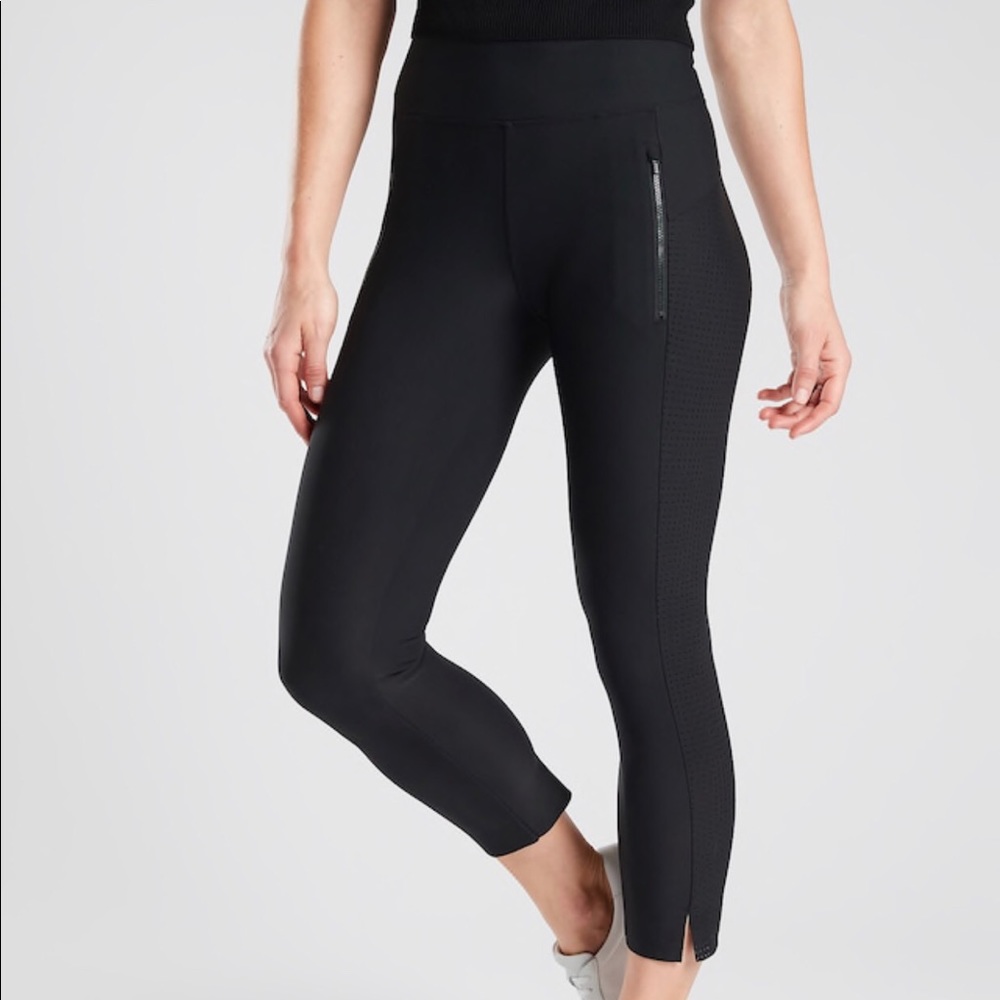 Athleta Stellar Crop Pant Navy/Black
